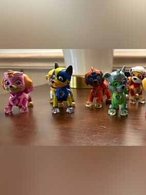 Paw Patrol Mighty light up Pups figures. Hard to find.
